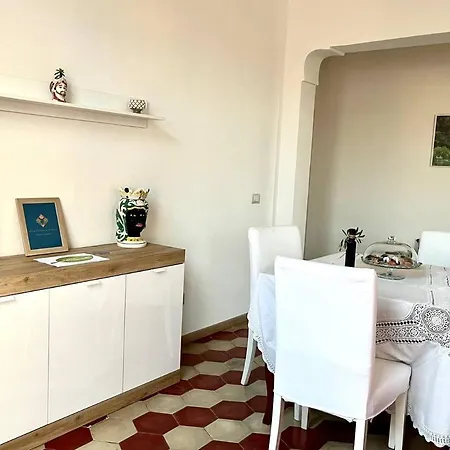 Trinacria Al Borgo Hébergement de vacances